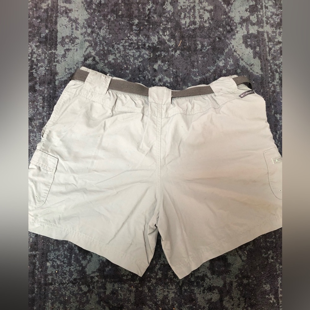 Columbia Hiking Shorts - Picture 2 of 6